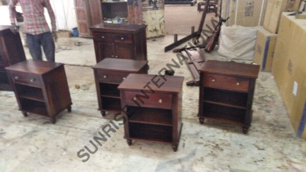 WESTERN WOODEN QUEEN KING SIZE BED WITH 2 OPTIONAL MATCHING BEDSIDE CABINET 5 Sunrise Exports